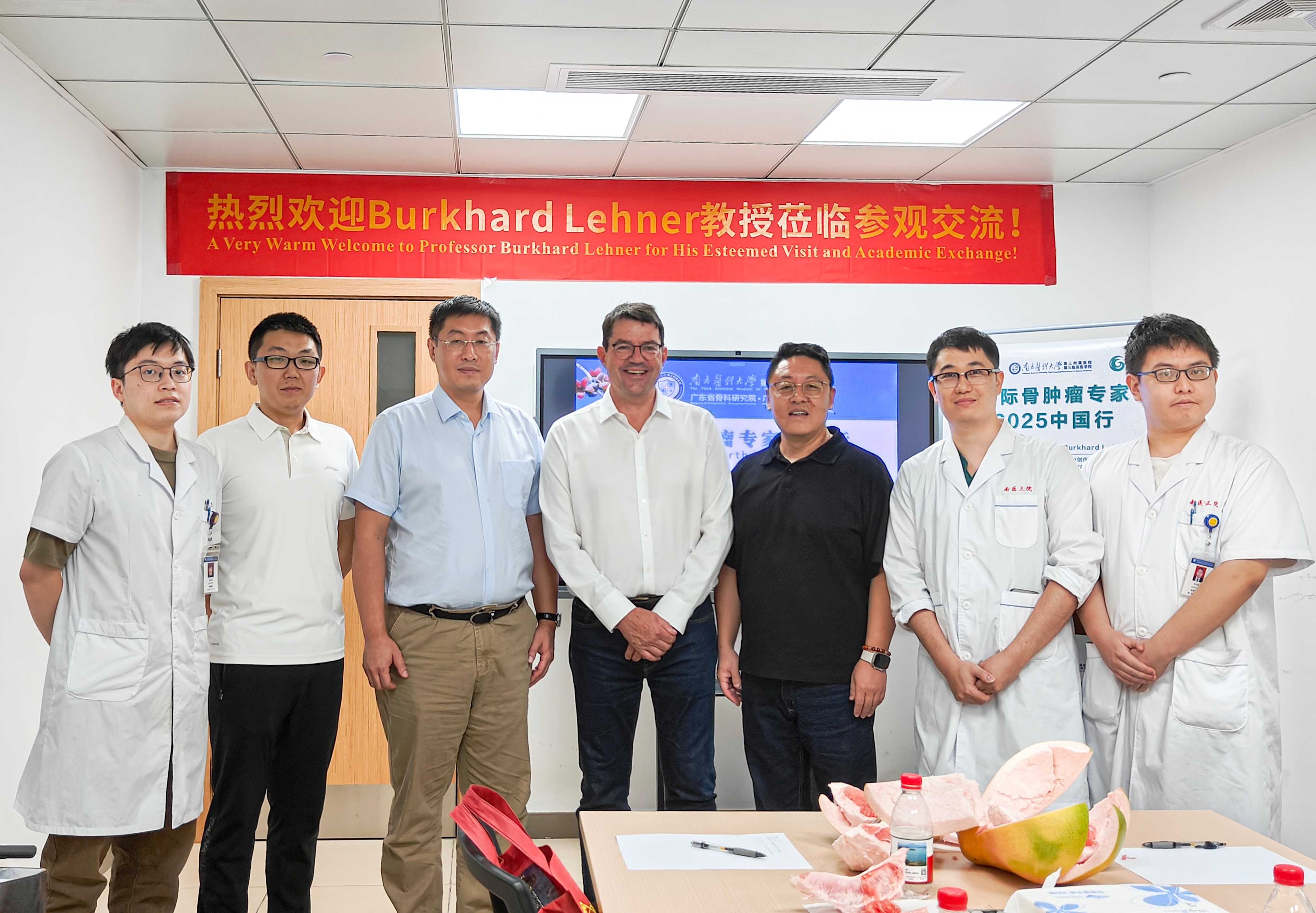 1758795703630820.jpg 9ed5c7272d7a49e89631906dddf9db16.jpg